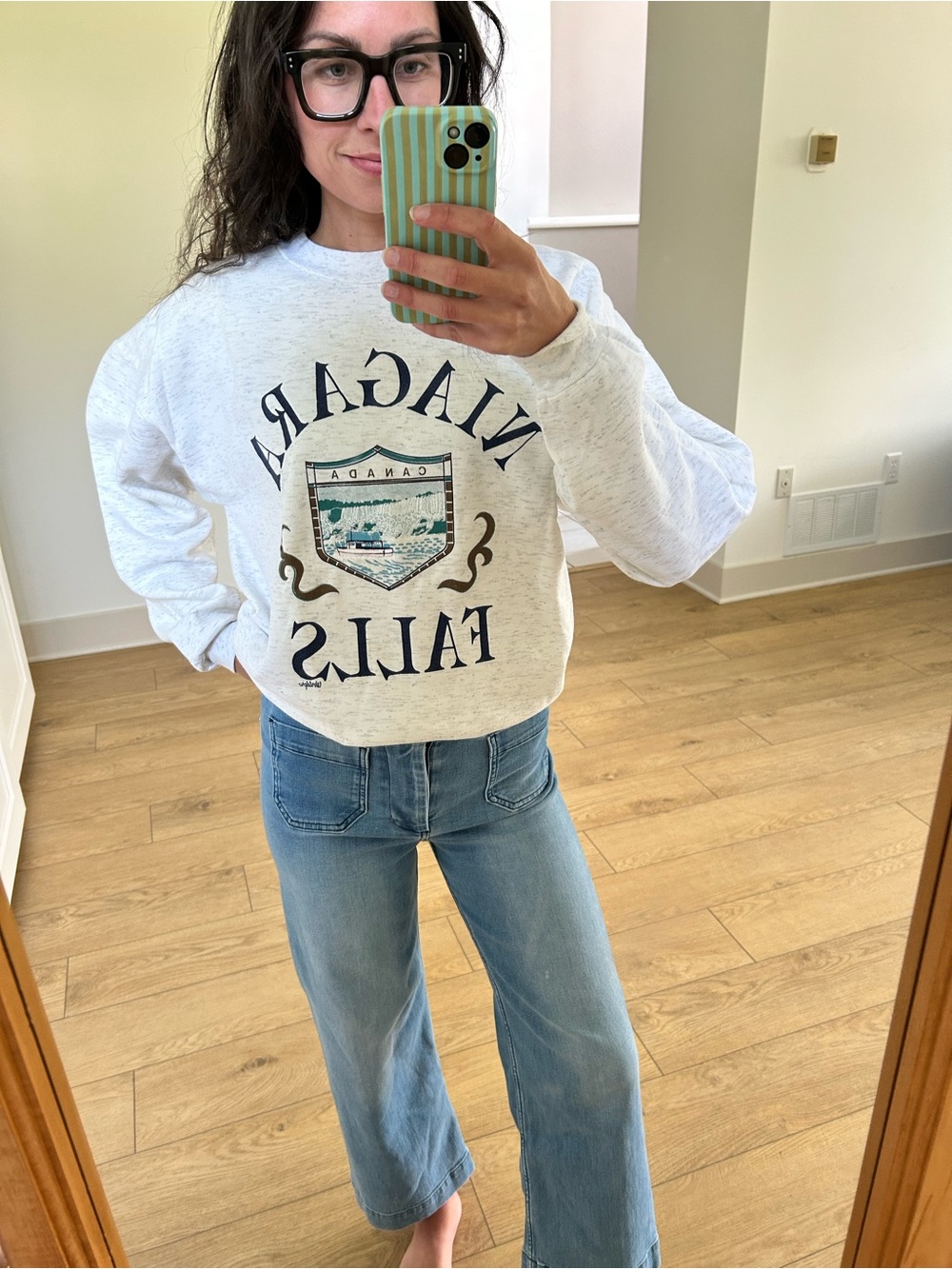 Vintage Light Heather Gray Niagara Falls Crewneck Sweatshirt
